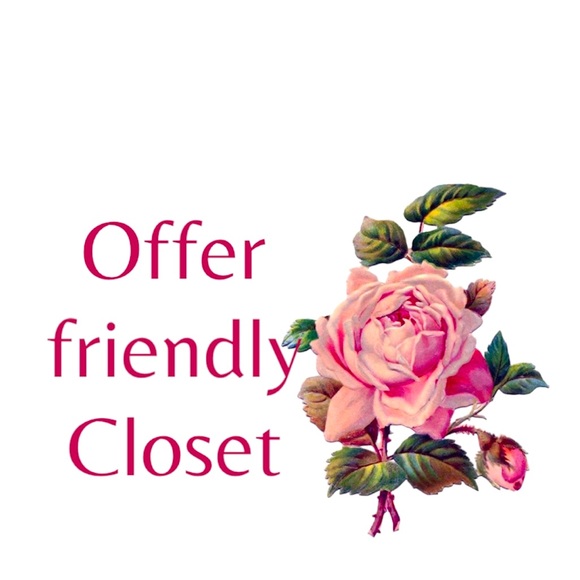 Nike Shoes - We are offer friendly. If an offer is too low a counter offer will be given.